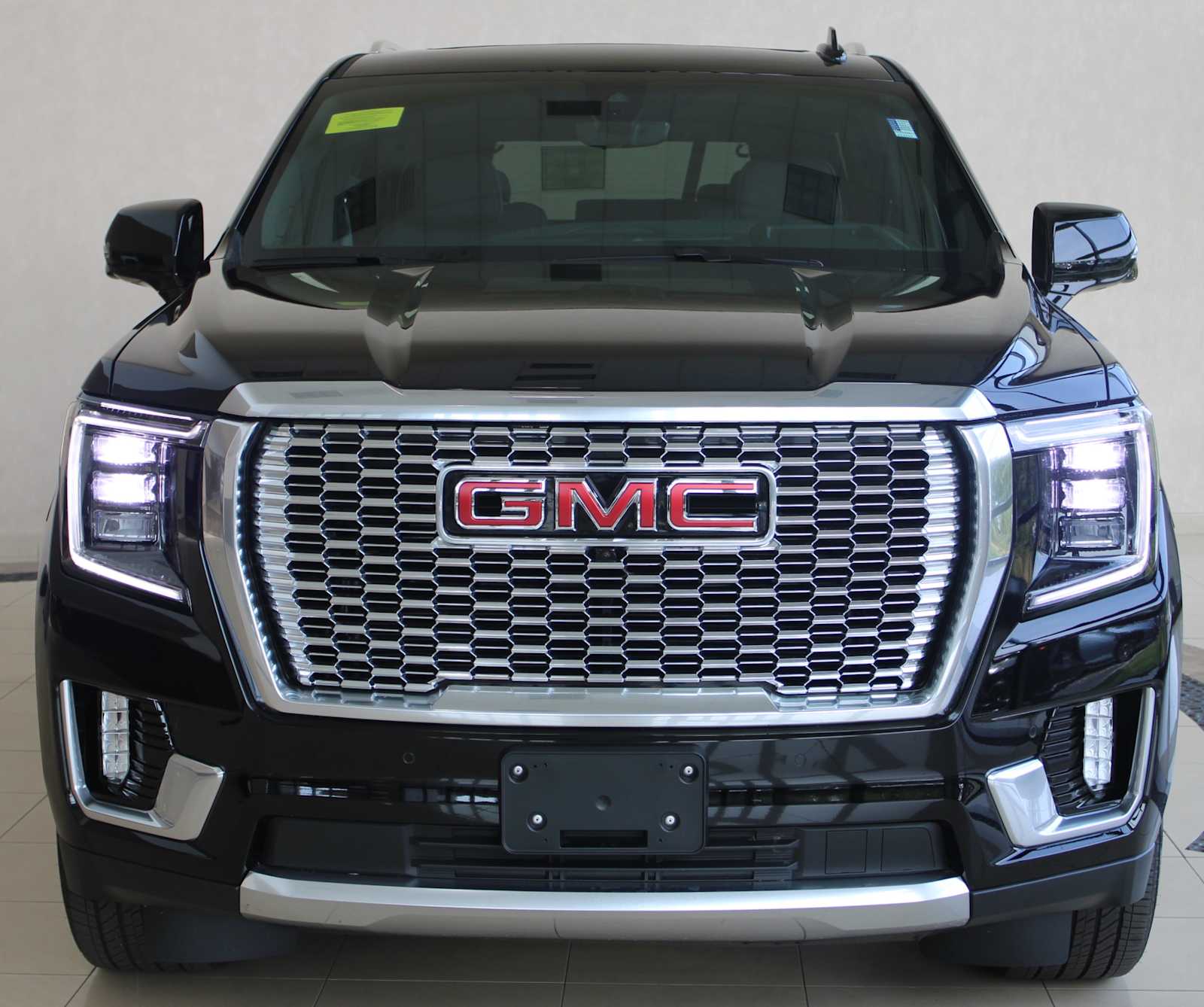 Used 2021 GMC Yukon Denali with VIN 1GKS2DKLXMR302046 for sale in Sharon, MA