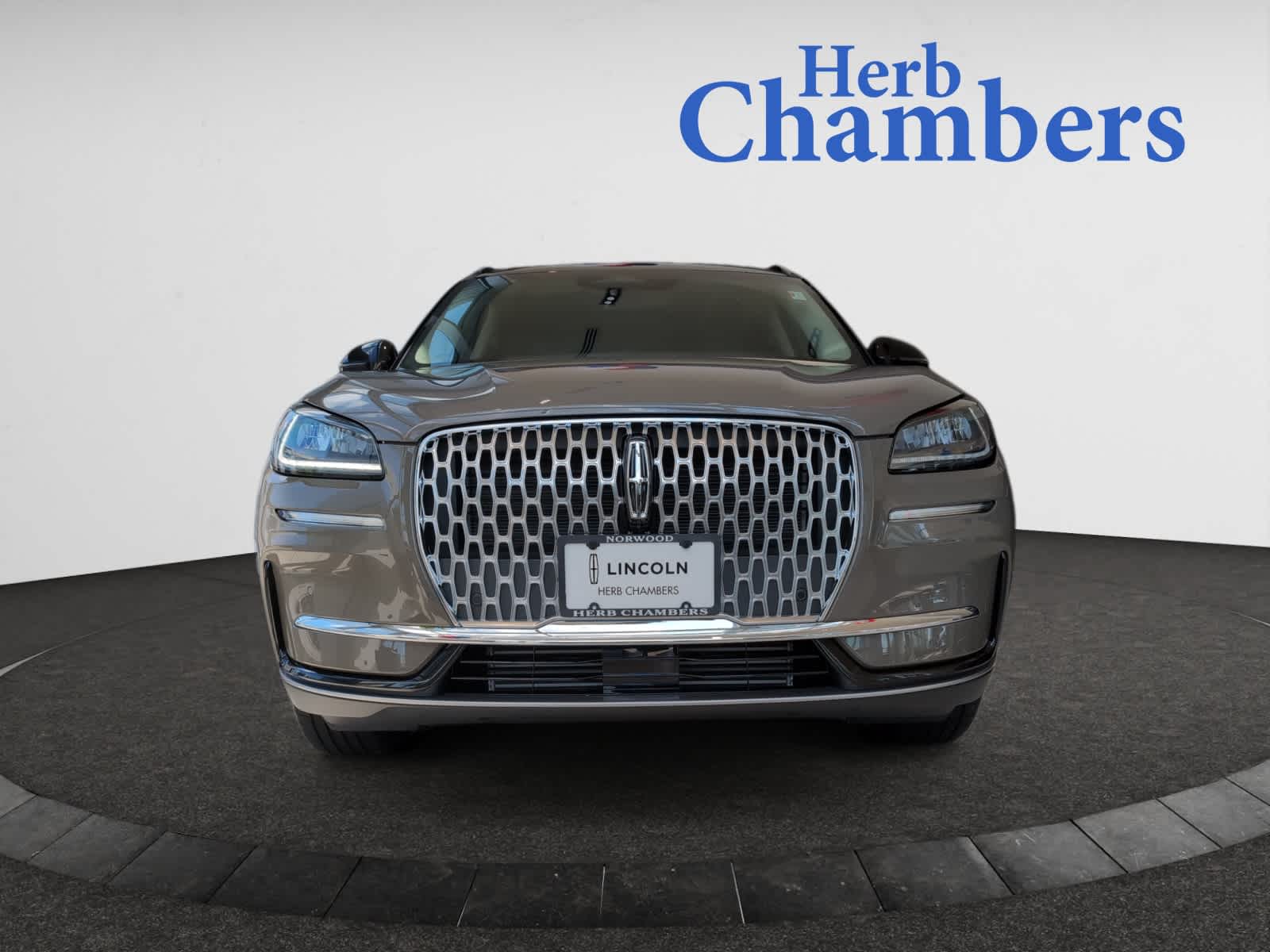 Used 2025 Lincoln Corsair Premiere with VIN 5LMCJ1DA5SUL07073 for sale in Norwood, MA