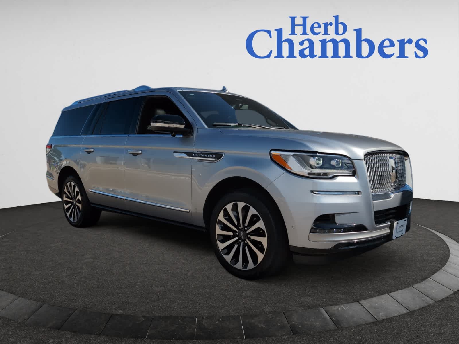 2023 Lincoln Navigator Reserve L's photo
