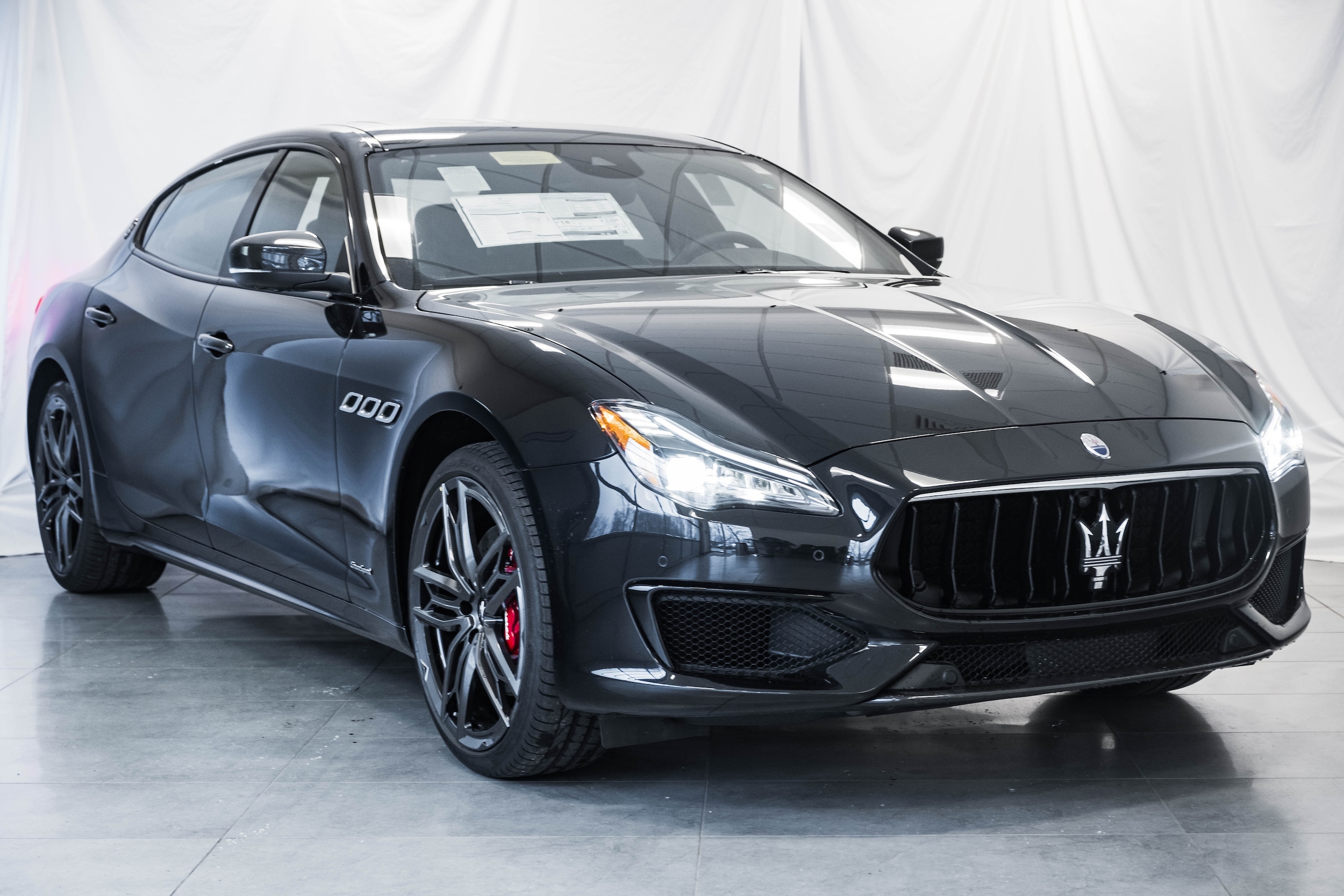 Maserati Quattroporte 2020 черный