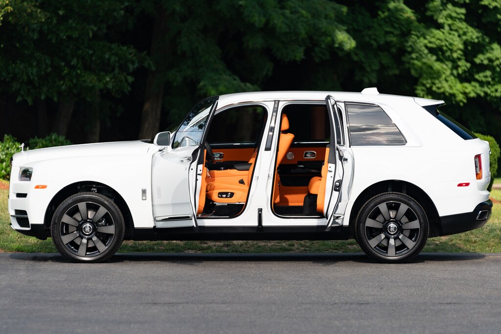 Used 2022 RollsRoyce Cullinan For Sale at Herb Chambers Chevrolet VIN SLATV4C09NU209732