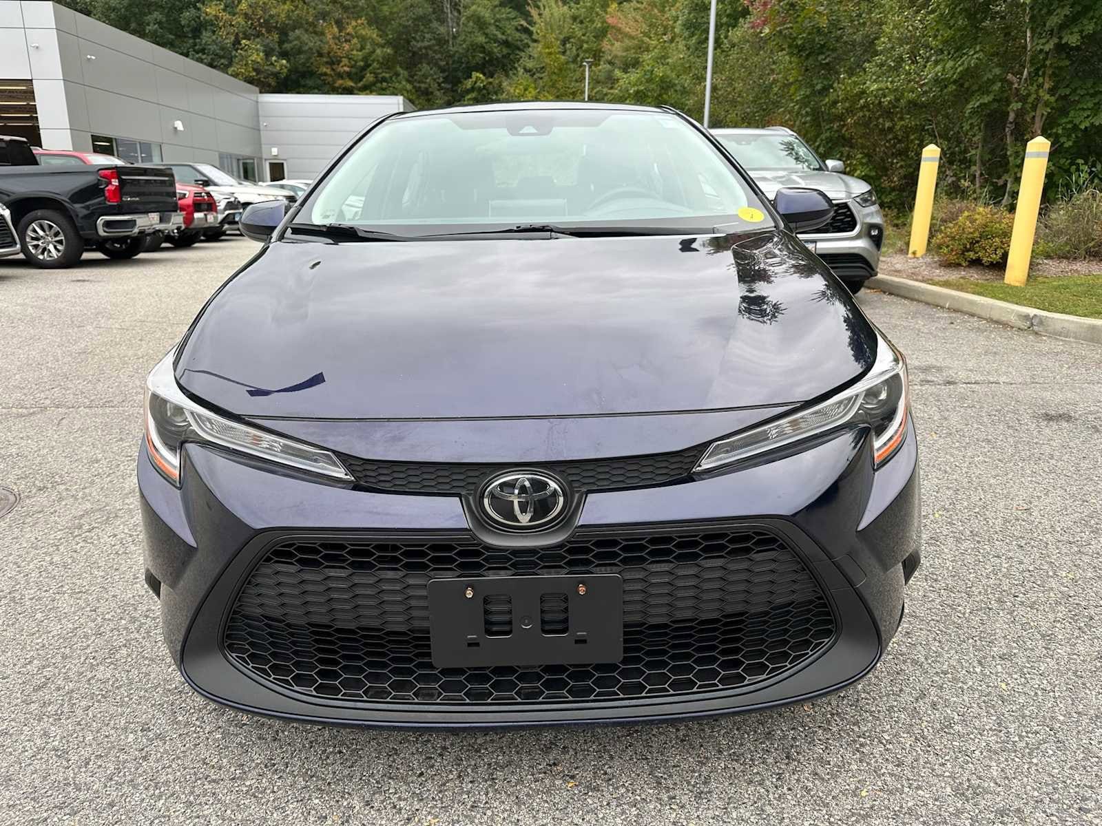 Used 2020 Toyota Corolla LE with VIN JTDEPRAEXLJ026572 for sale in Auburn, MA