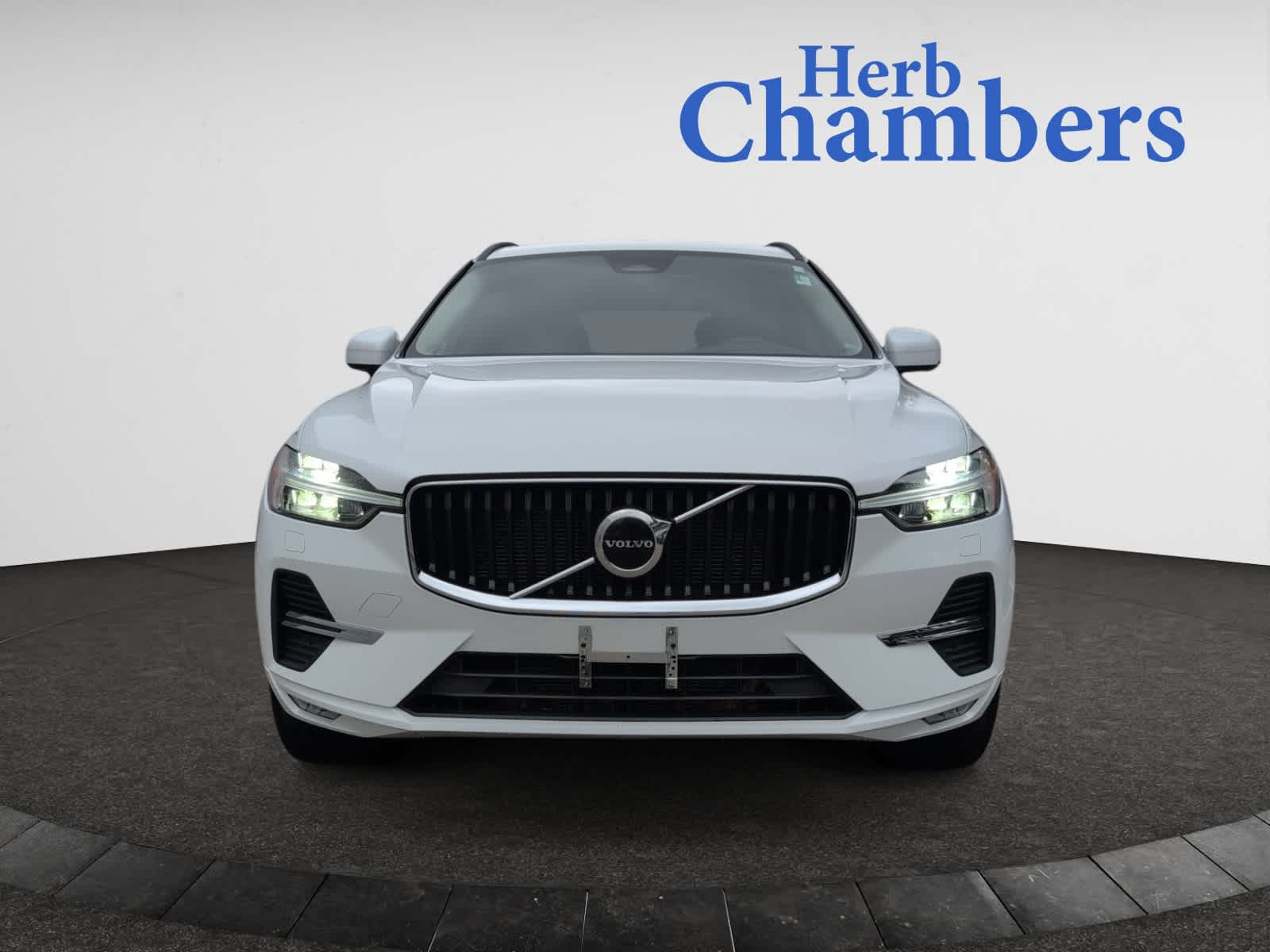 Used 2022 Volvo XC60 Momentum with VIN YV4L12RK6N1078422 for sale in Norwood, MA
