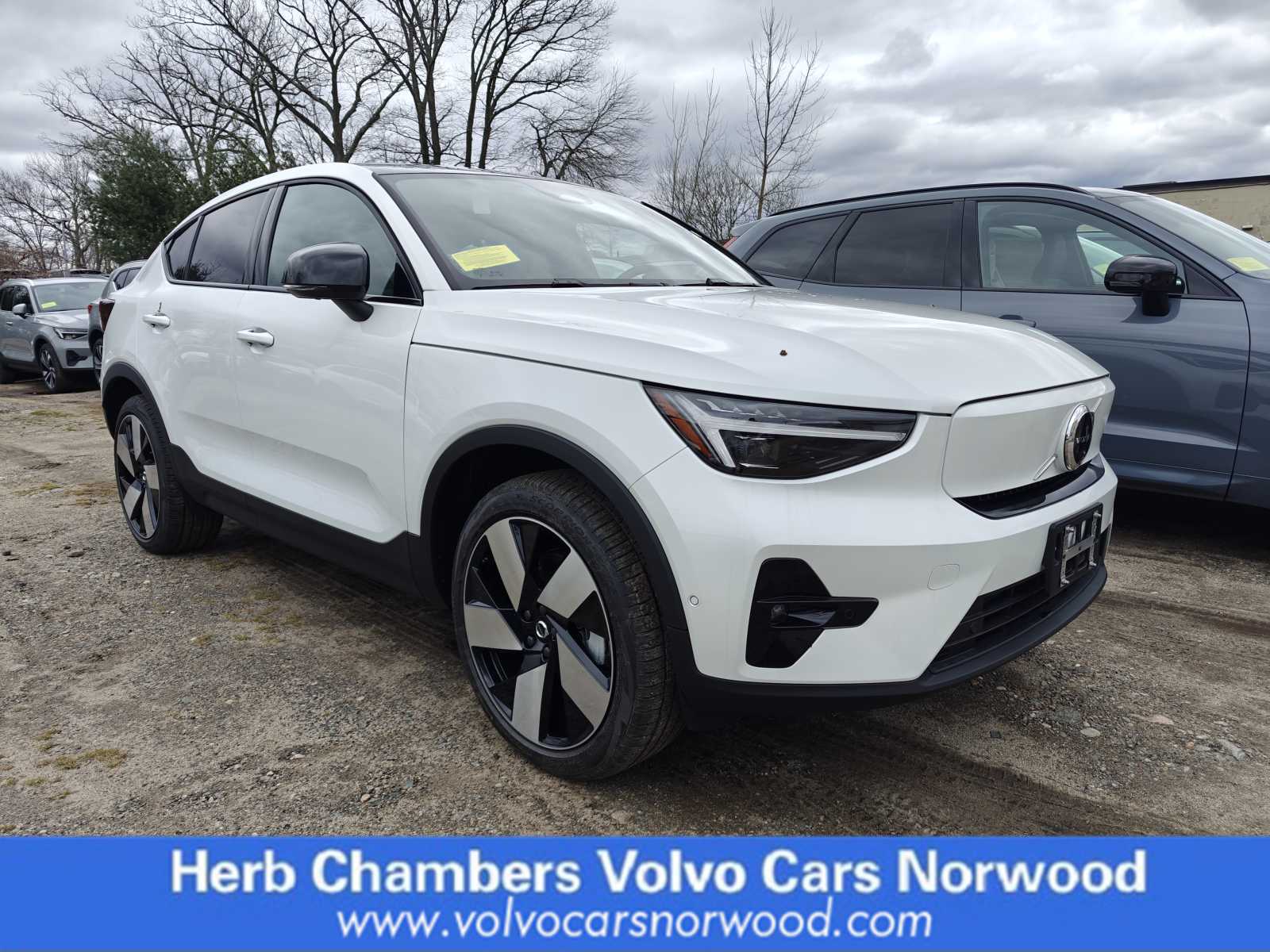 2024 Volvo C40 Recharge Pure Electric Twin Ultimate