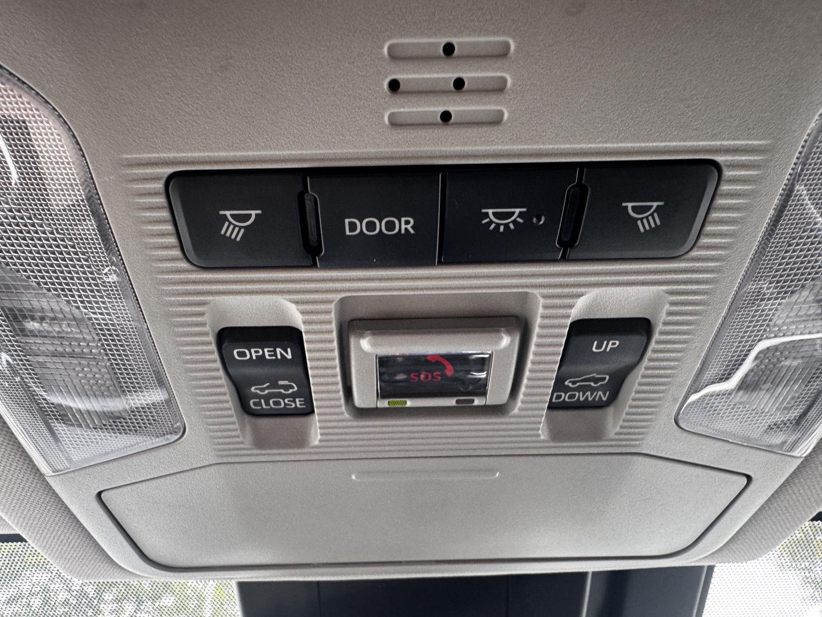 2023 Toyota RAV4 Limited - Photo 34