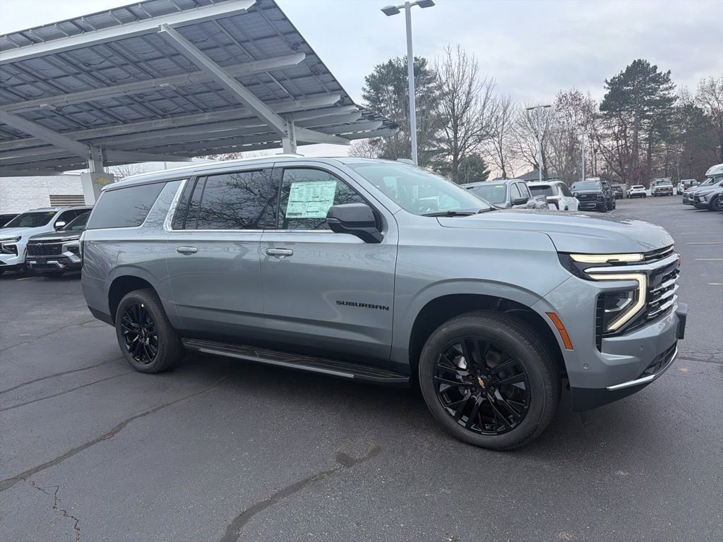 2026 Chevrolet Suburban Premier's photo