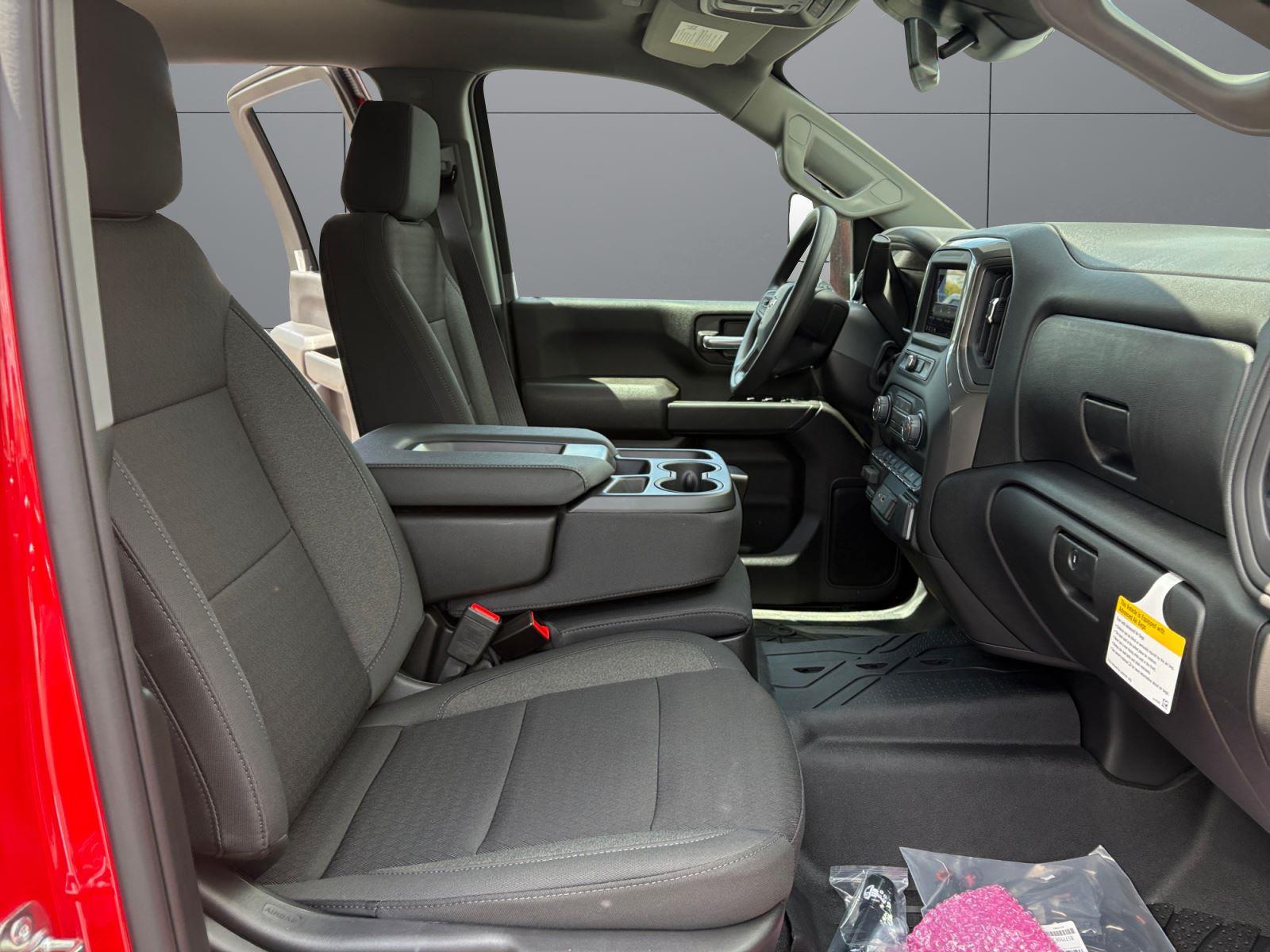 2026 Chevrolet Silverado 2500 HD Custom - Photo 15