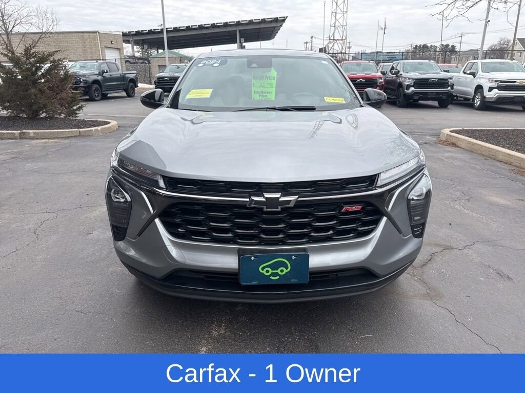 Used 2024 Chevrolet Trax 1RS SUV