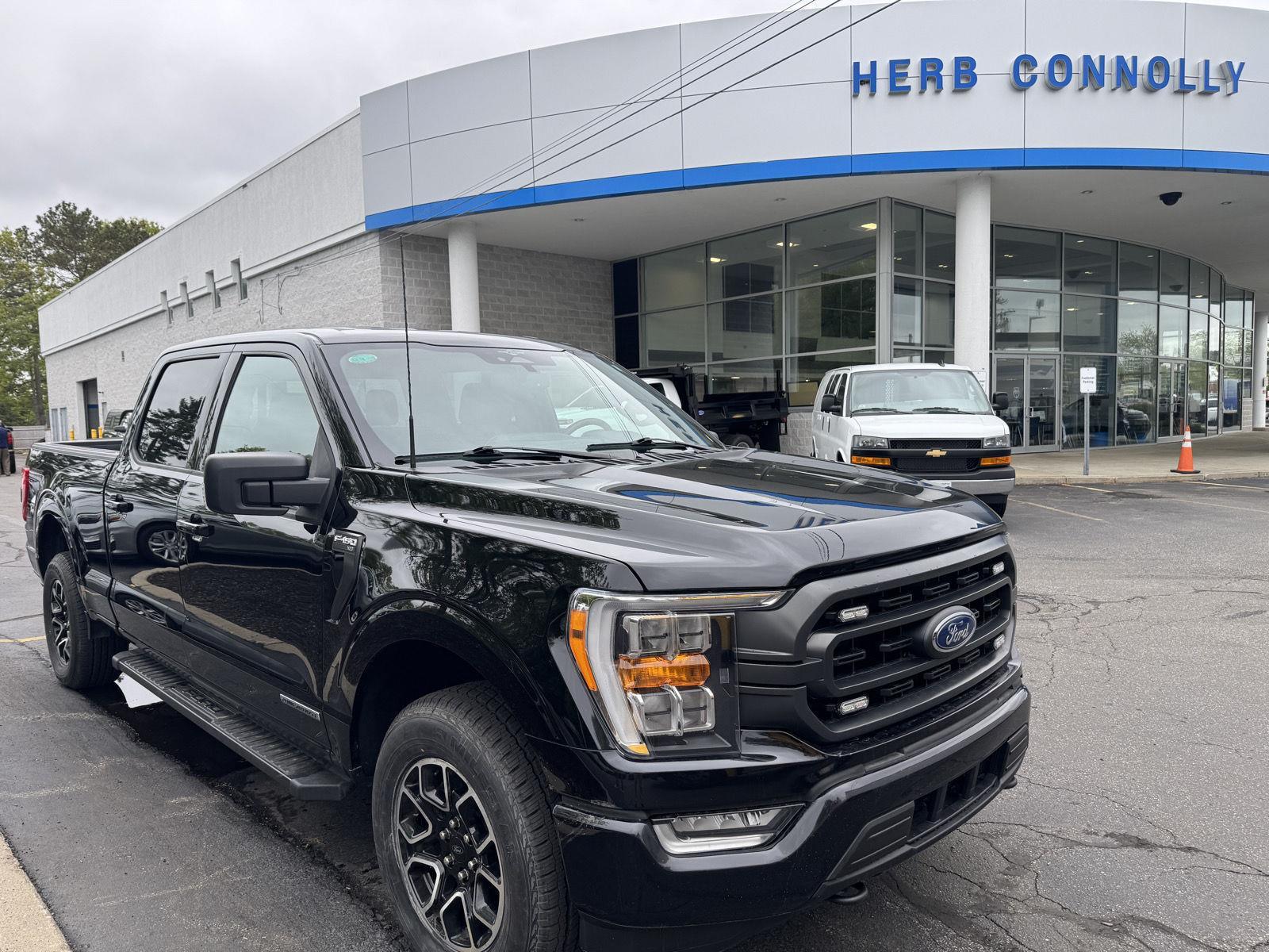 2023 Ford F-150 XLT 4x4 SuperCrew 157 in's photo