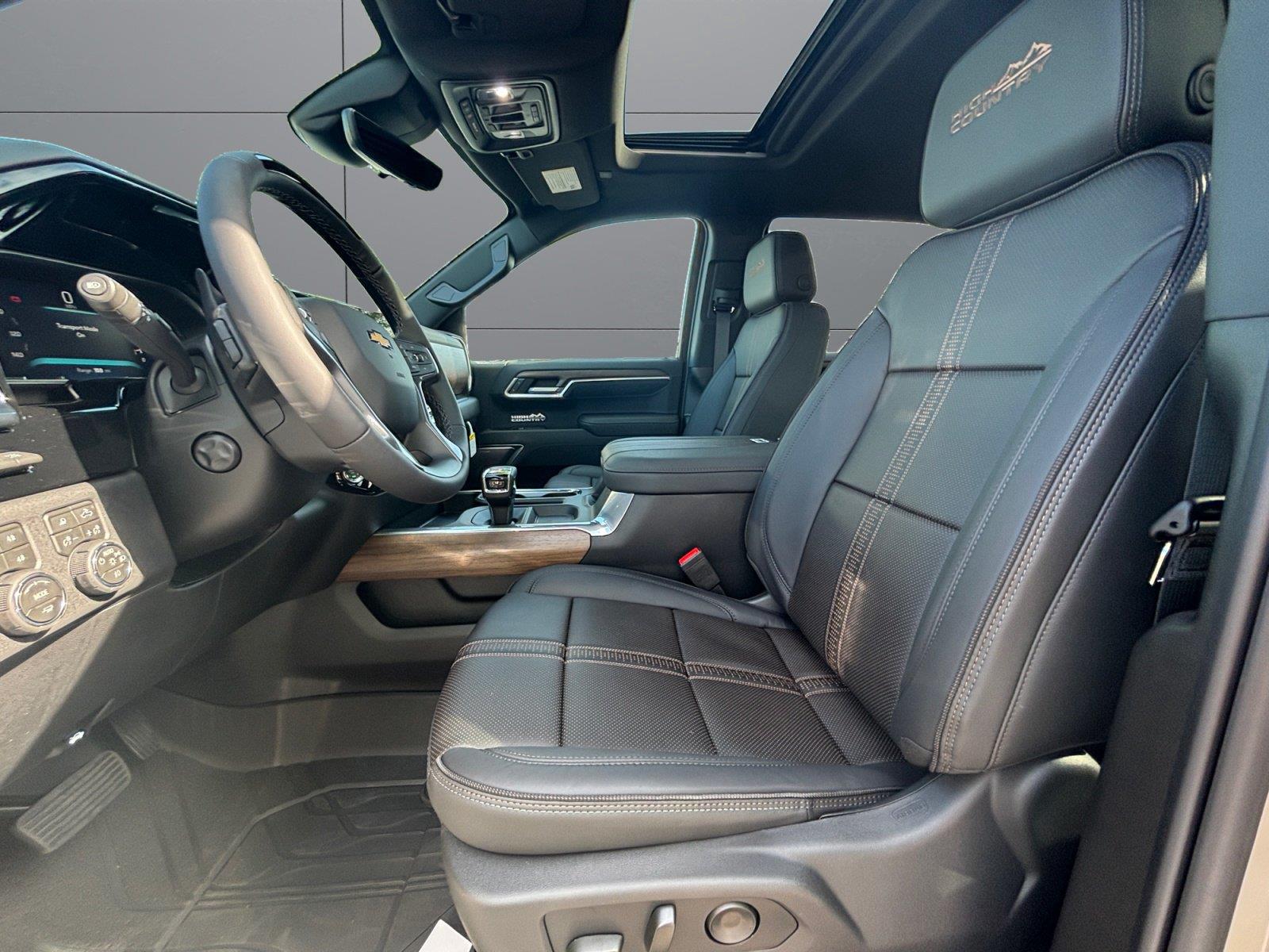 2026 Chevrolet Silverado 1500 High Country - Photo 10