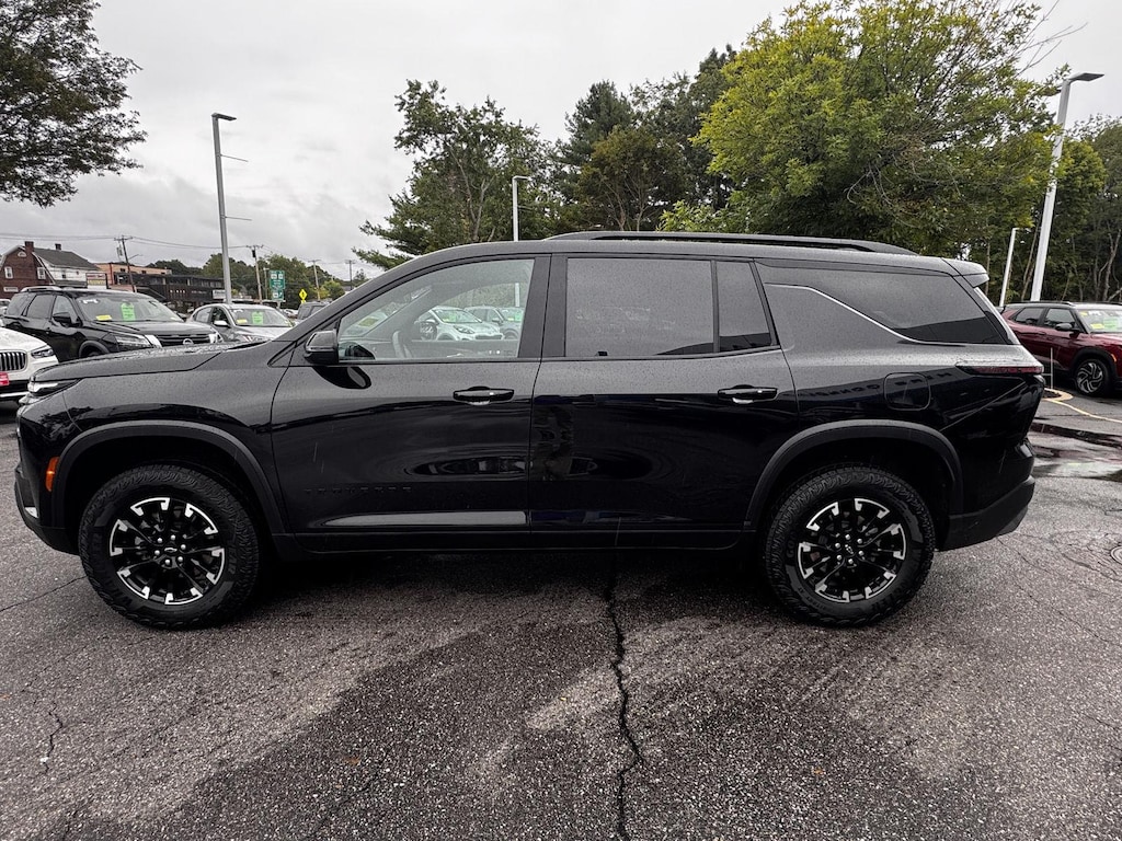 Used 2025 Chevrolet Traverse Z71 SUV