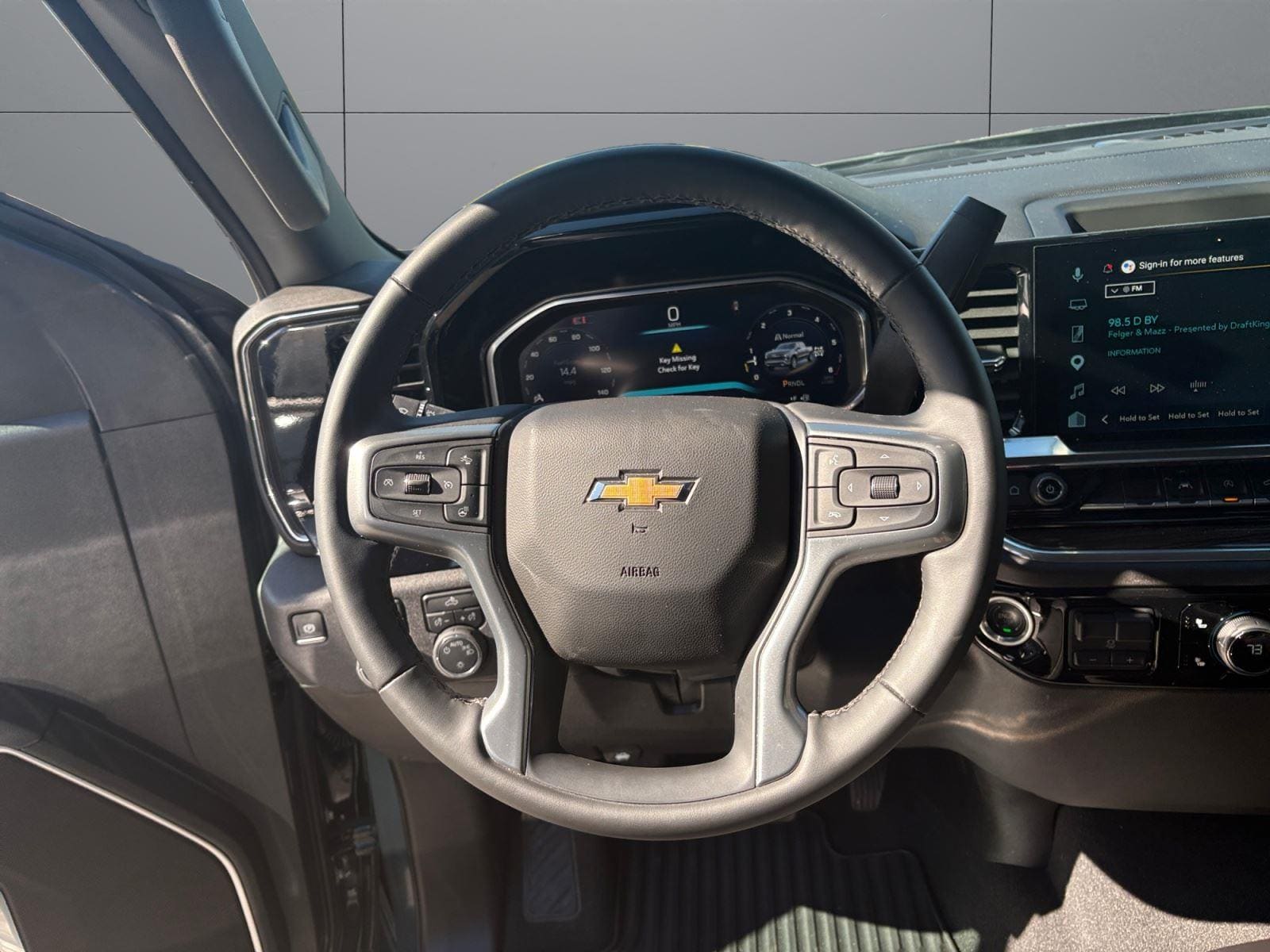 2026 Chevrolet Silverado 1500 LT - Photo 10