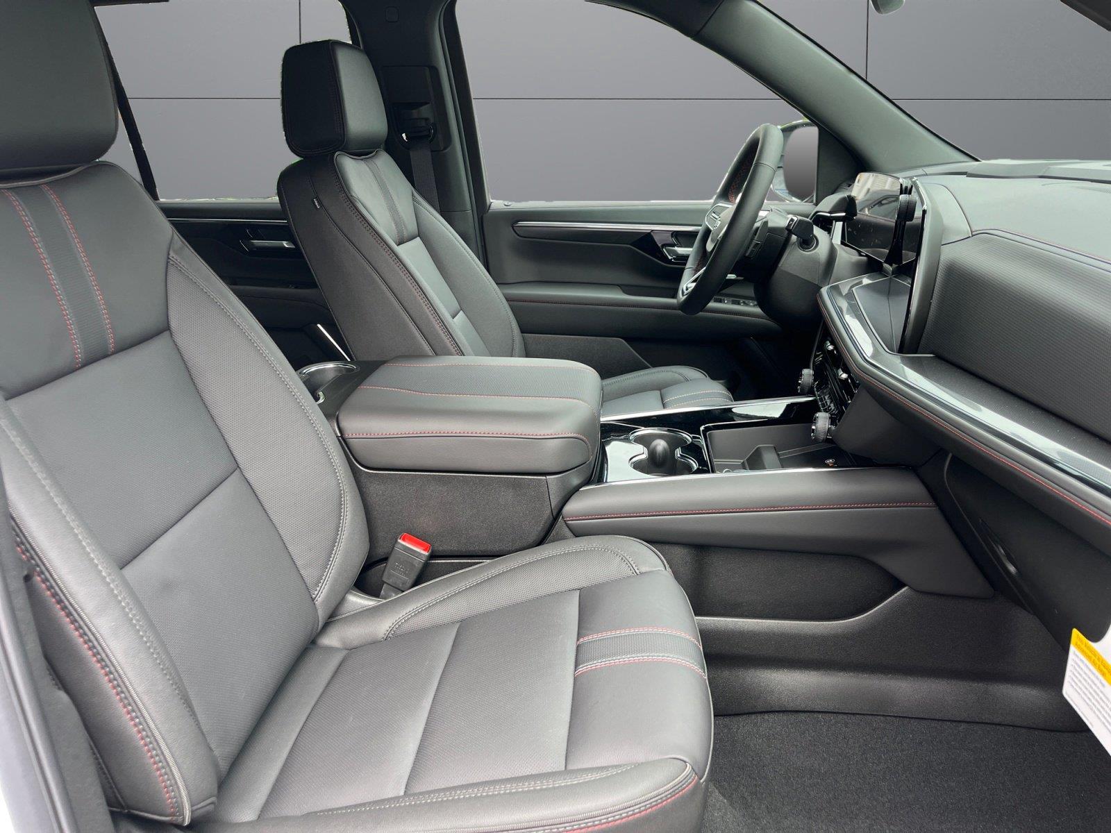 2026 Chevrolet Tahoe RST - Photo 15