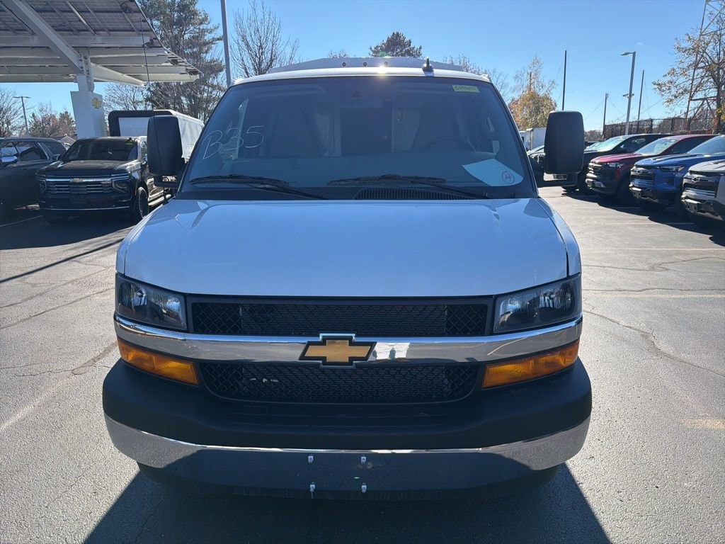 New 2025 Chevrolet Express Cutaway 3500 1WT Cutaway Van