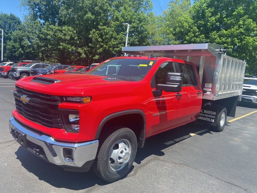 New 2025 Chevrolet Silverado 3500 HD Chassis Cab Work Truck Truck