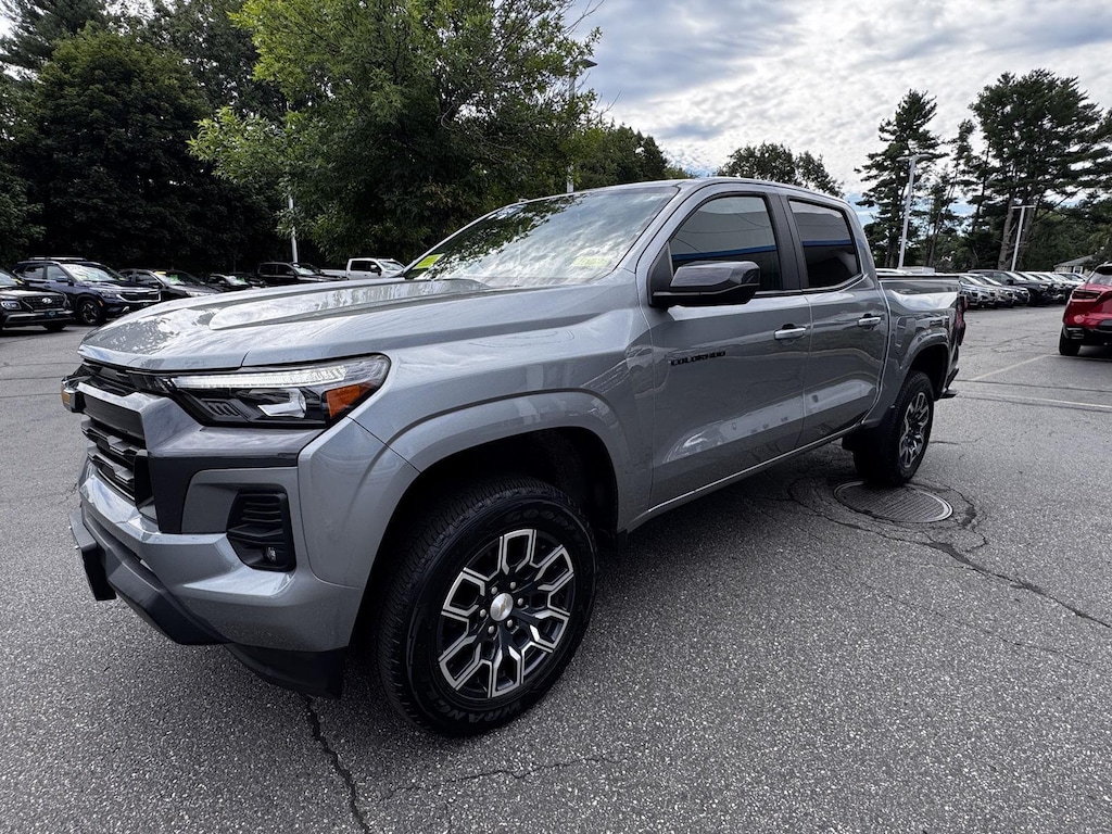 Used 2024 Chevrolet Colorado LT Truck