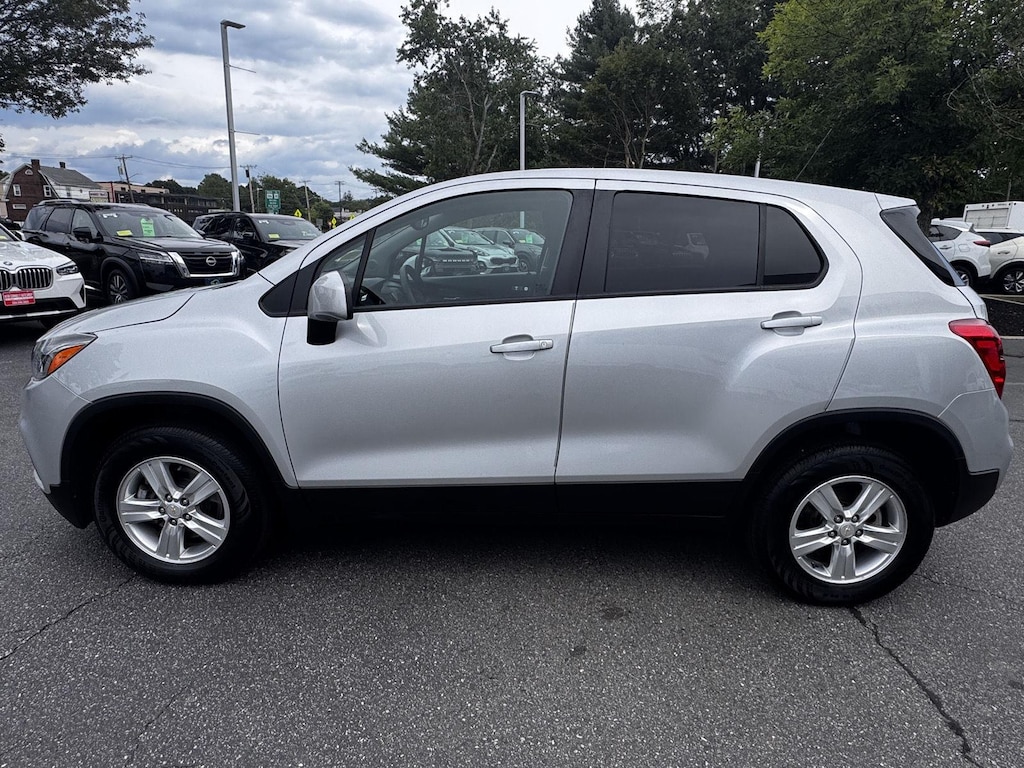Used 2022 Chevrolet Trax LS SUV