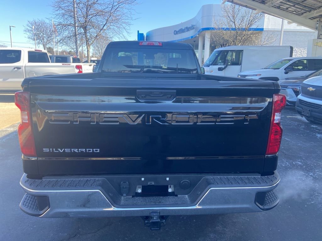 2025 Chevrolet Silverado 1500 photo 4