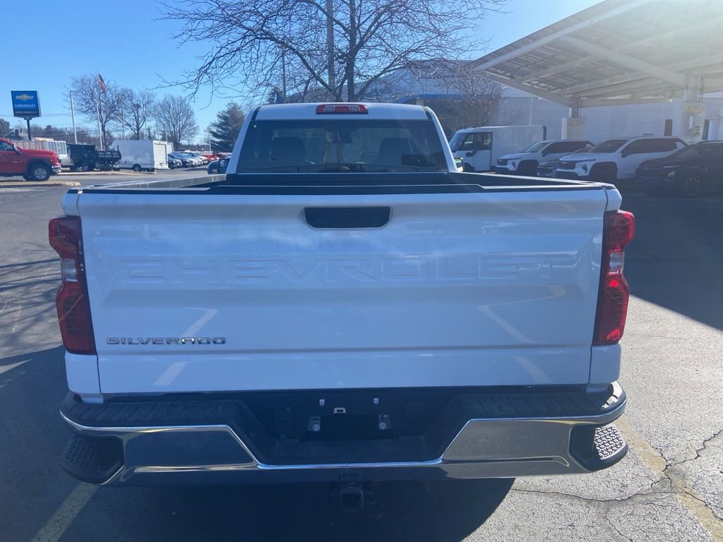 2025 Chevrolet Silverado 1500 photo 4