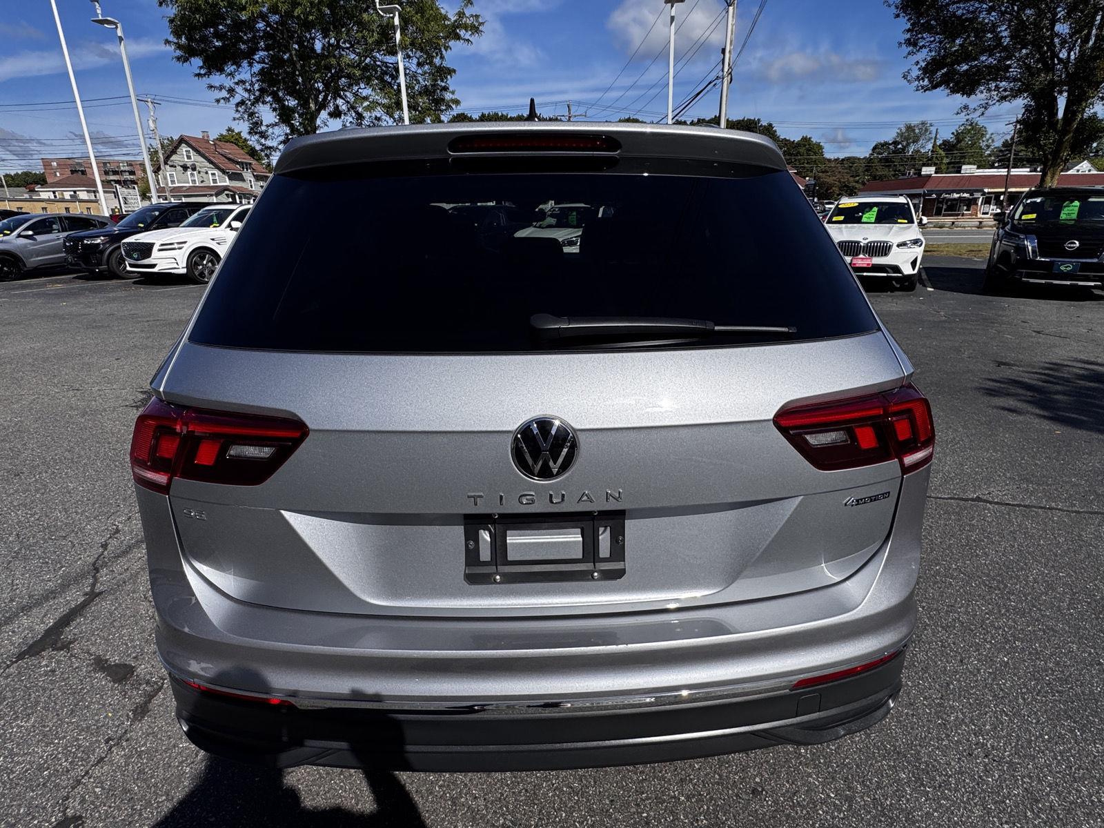 2022 Volkswagen Tiguan SE - Photo 6