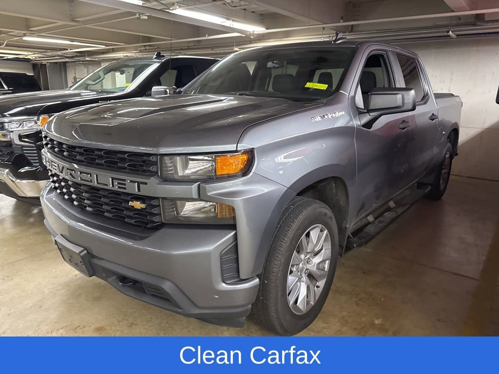 2020 Chevrolet Silverado 1500 Custom photo 2