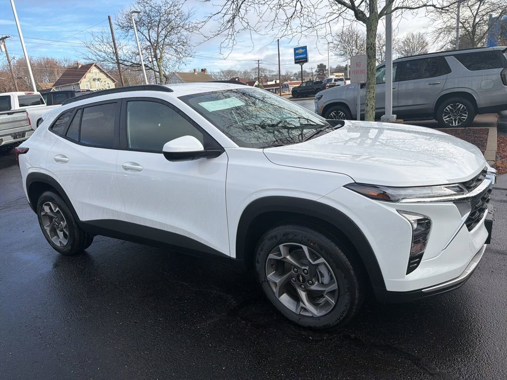 2026 Chevrolet Trax LT's photo