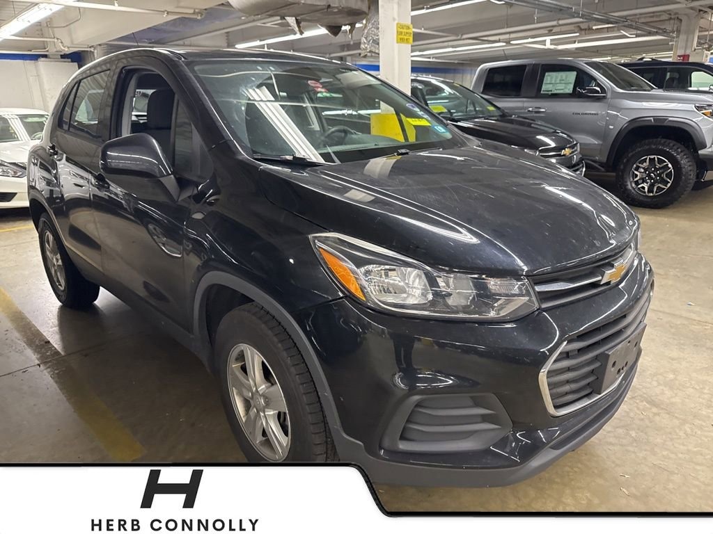 Used 2018 Chevrolet Trax LS SUV
