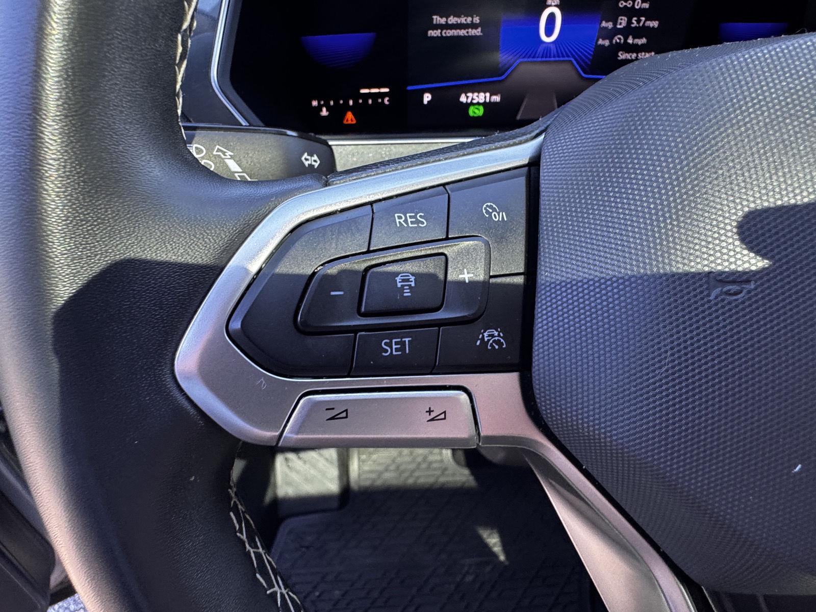 2022 Volkswagen Tiguan SE - Photo 25