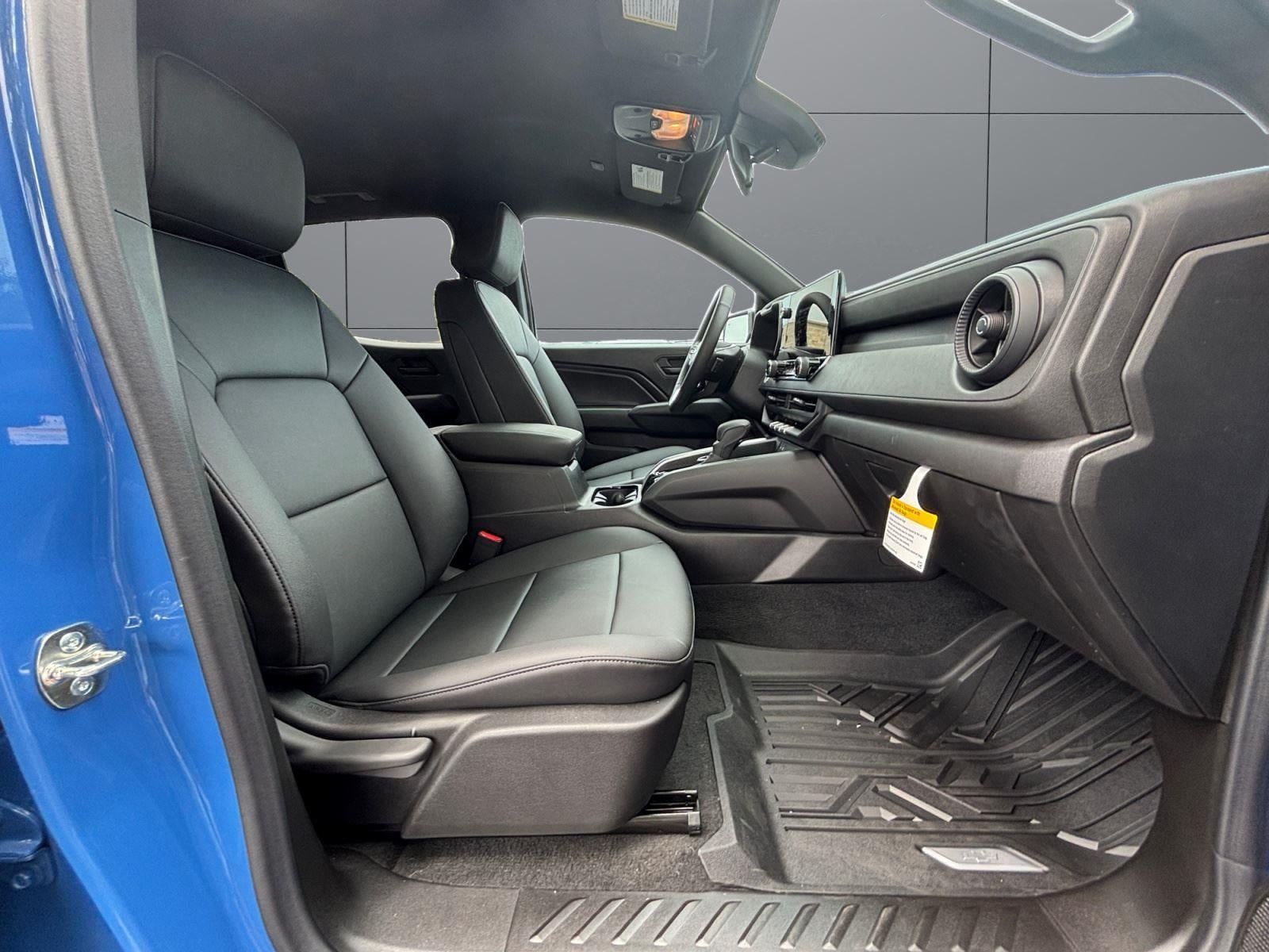 2026 Chevrolet Colorado Trail Boss - Photo 15