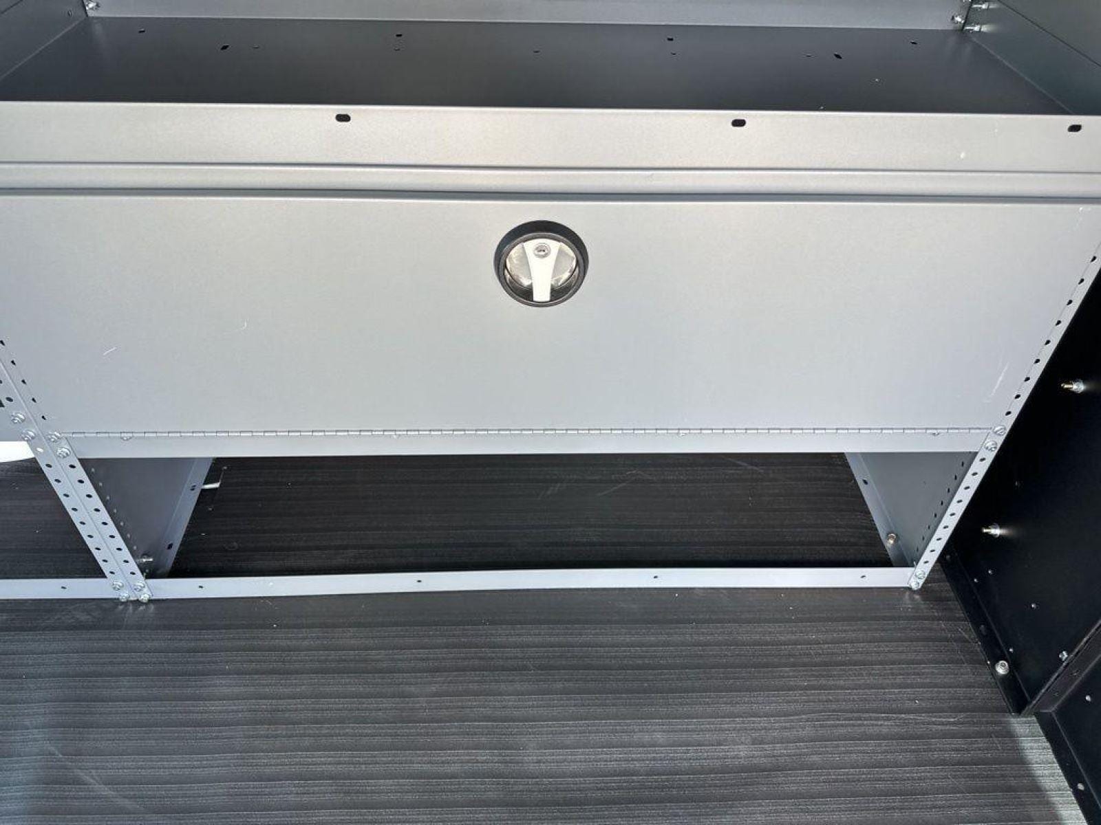 2025 Chevrolet Express Cargo Work Van - Photo 25