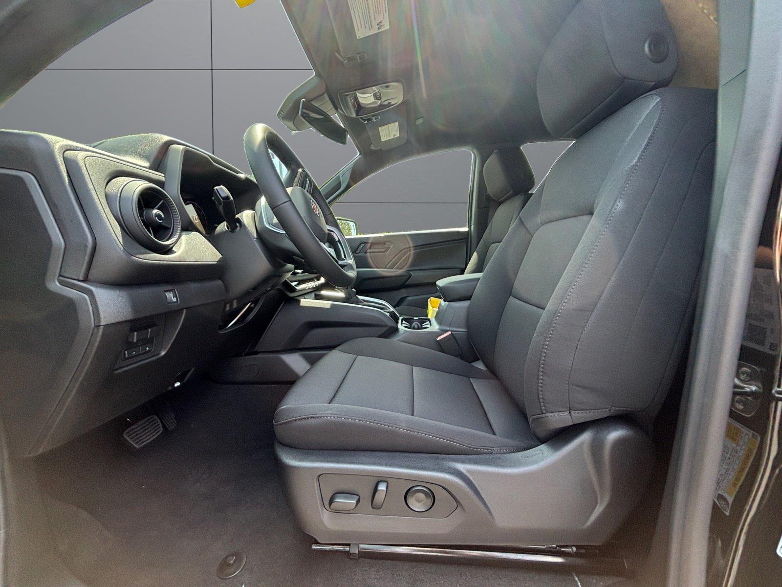 2026 Chevrolet Colorado Work Truck - Photo 10