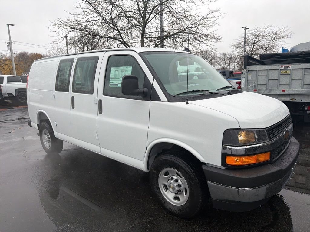 New 2025 Chevrolet Express Cargo 2500 WT Van