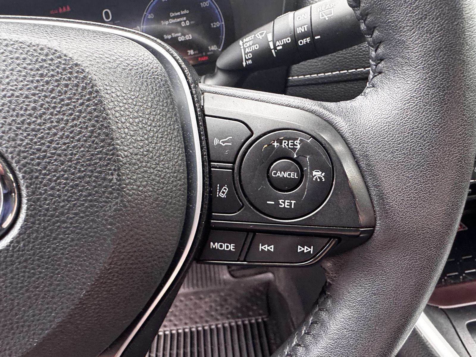 2023 Toyota RAV4 Limited - Photo 24