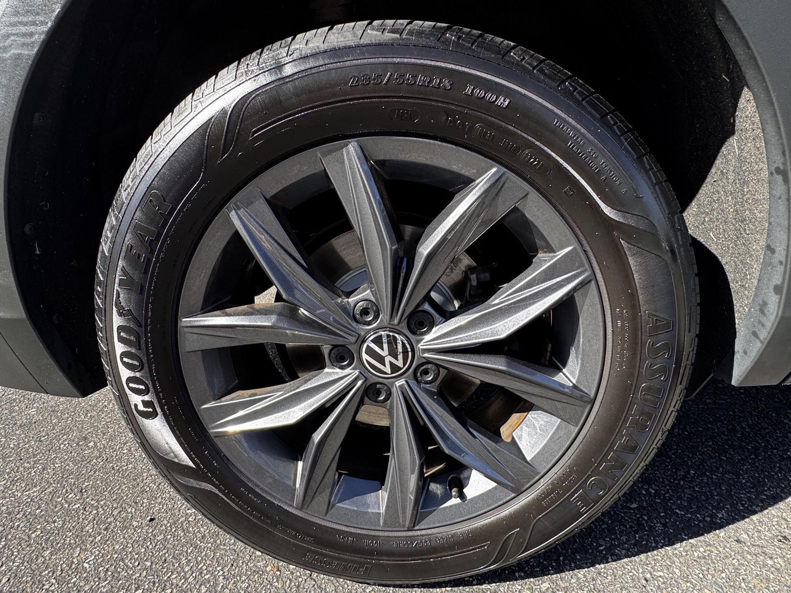2022 Volkswagen Tiguan SE - Photo 10