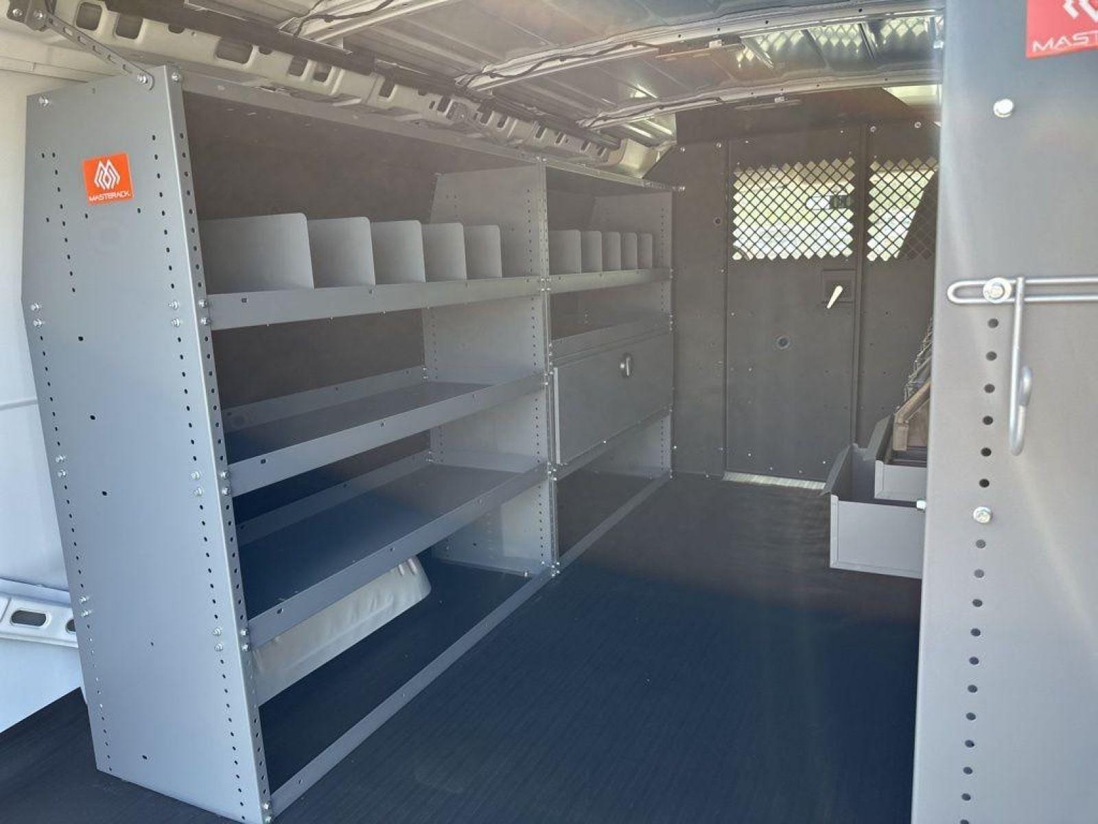 2025 Chevrolet Express Cargo Work Van - Photo 20