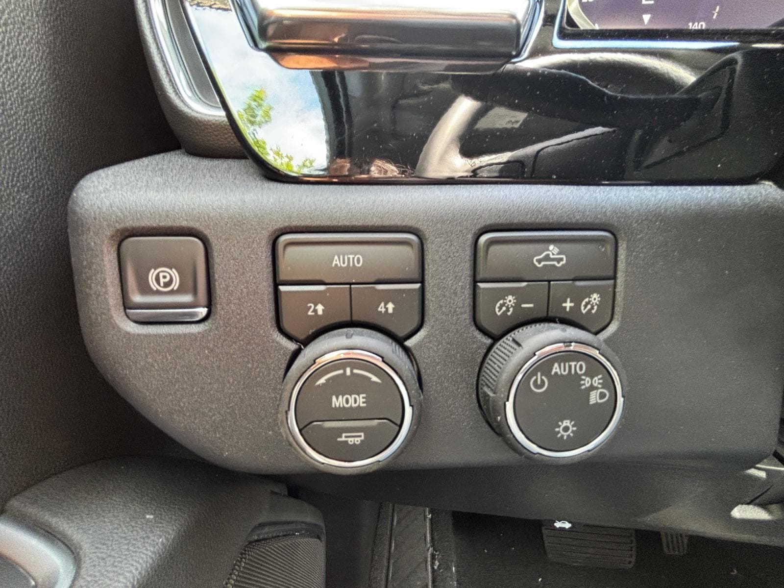 2026 Chevrolet Silverado 1500 LT - Photo 23