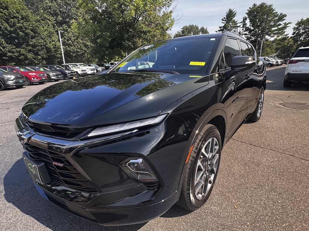 Used 2025 Chevrolet Blazer RS SUV