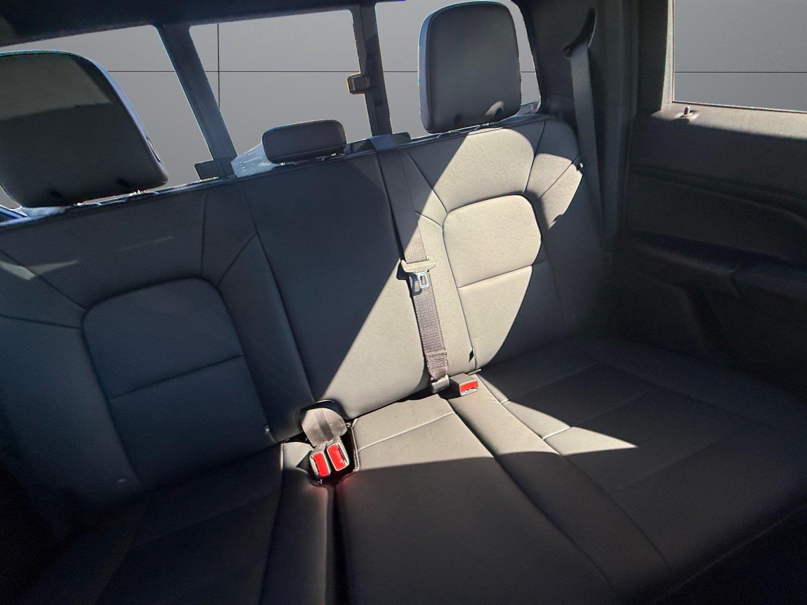 2026 Chevrolet Colorado Trail Boss - Photo 18