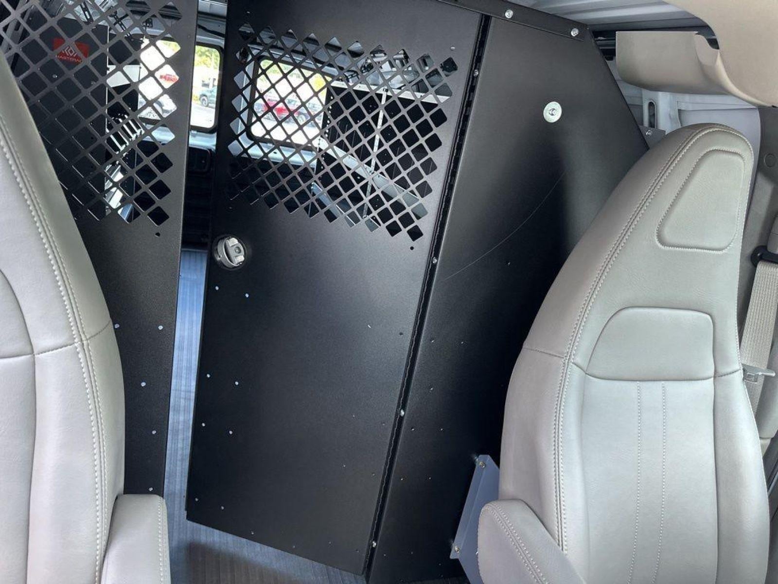2025 Chevrolet Express Cargo Work Van - Photo 16
