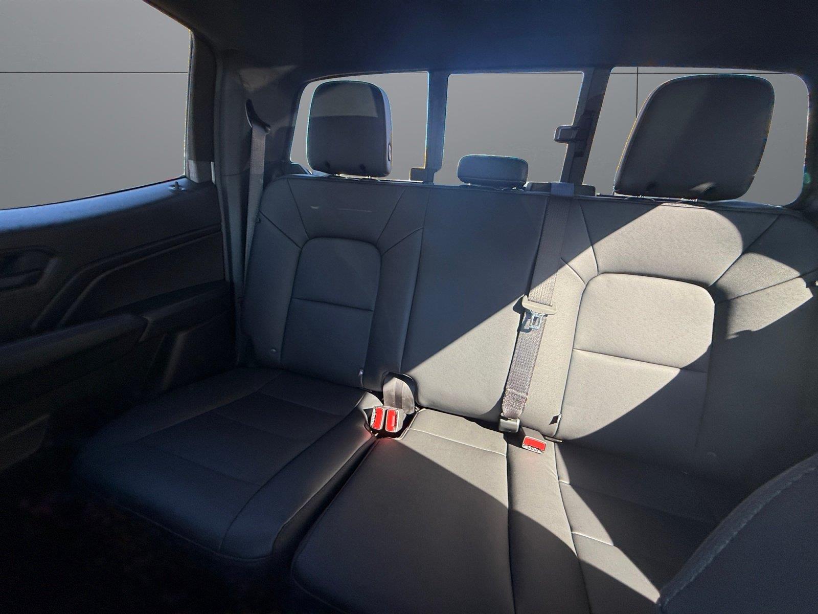 2026 Chevrolet Colorado Trail Boss - Photo 13