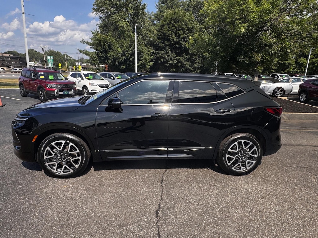 Used 2025 Chevrolet Blazer RS SUV
