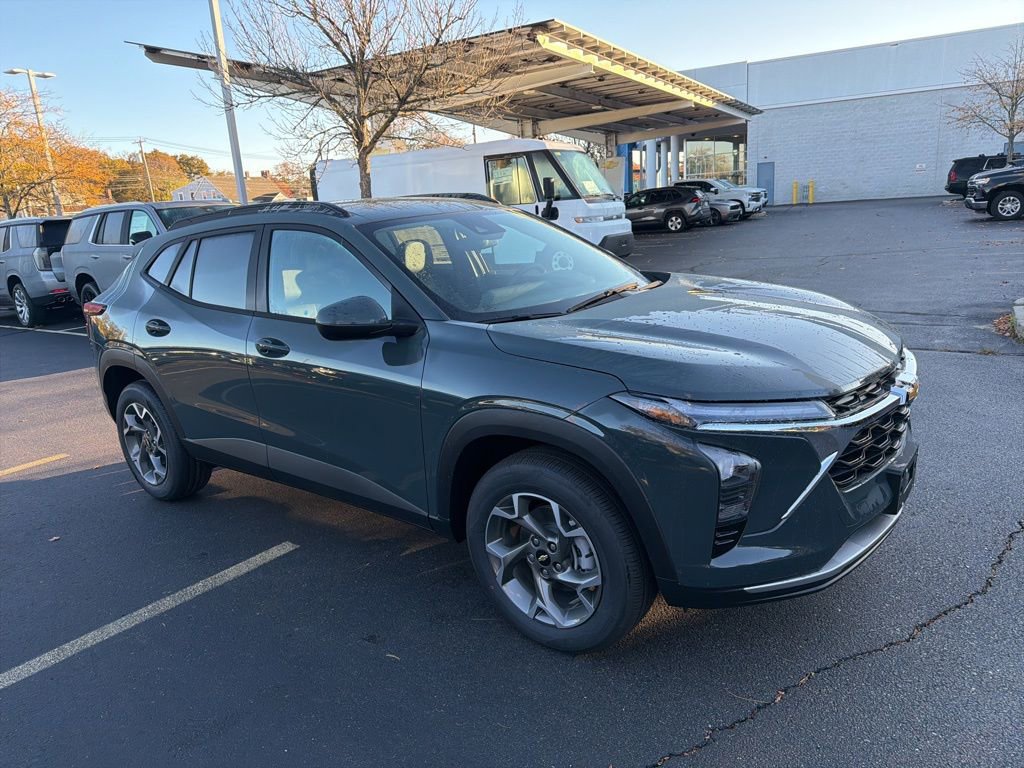 2026 Chevrolet Trax LT's photo