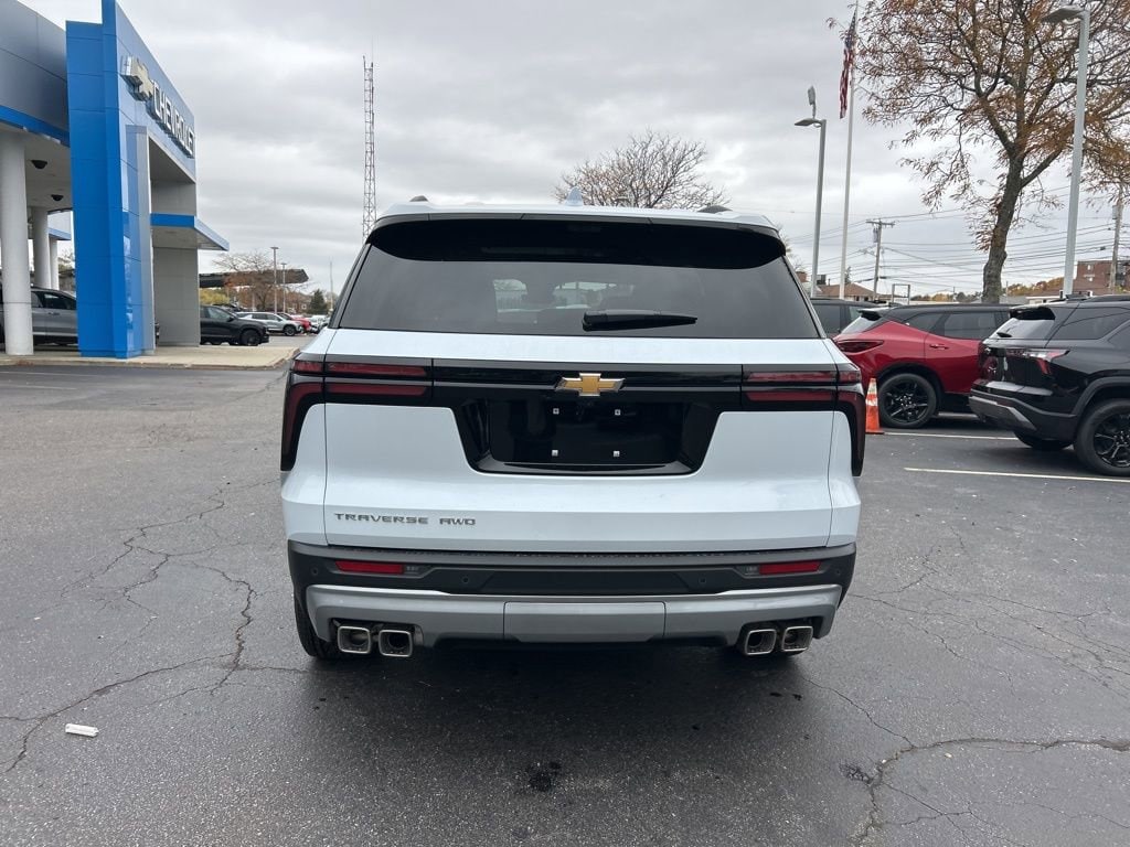 New 2026 Chevrolet Traverse LT SUV