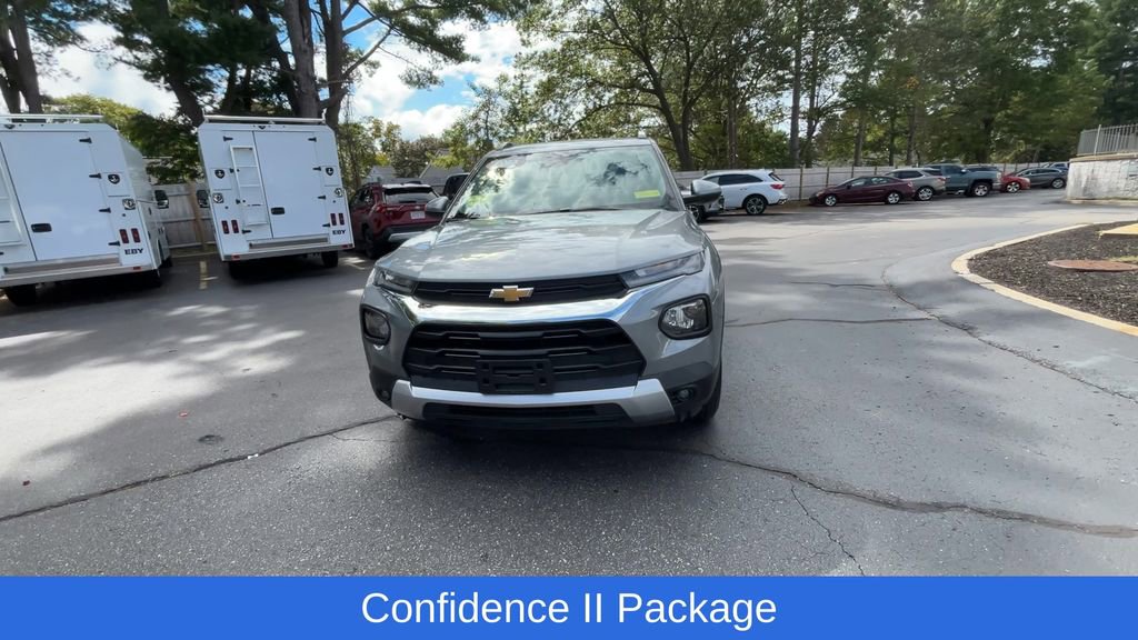2023 Chevrolet Trailblazer LT photo 3