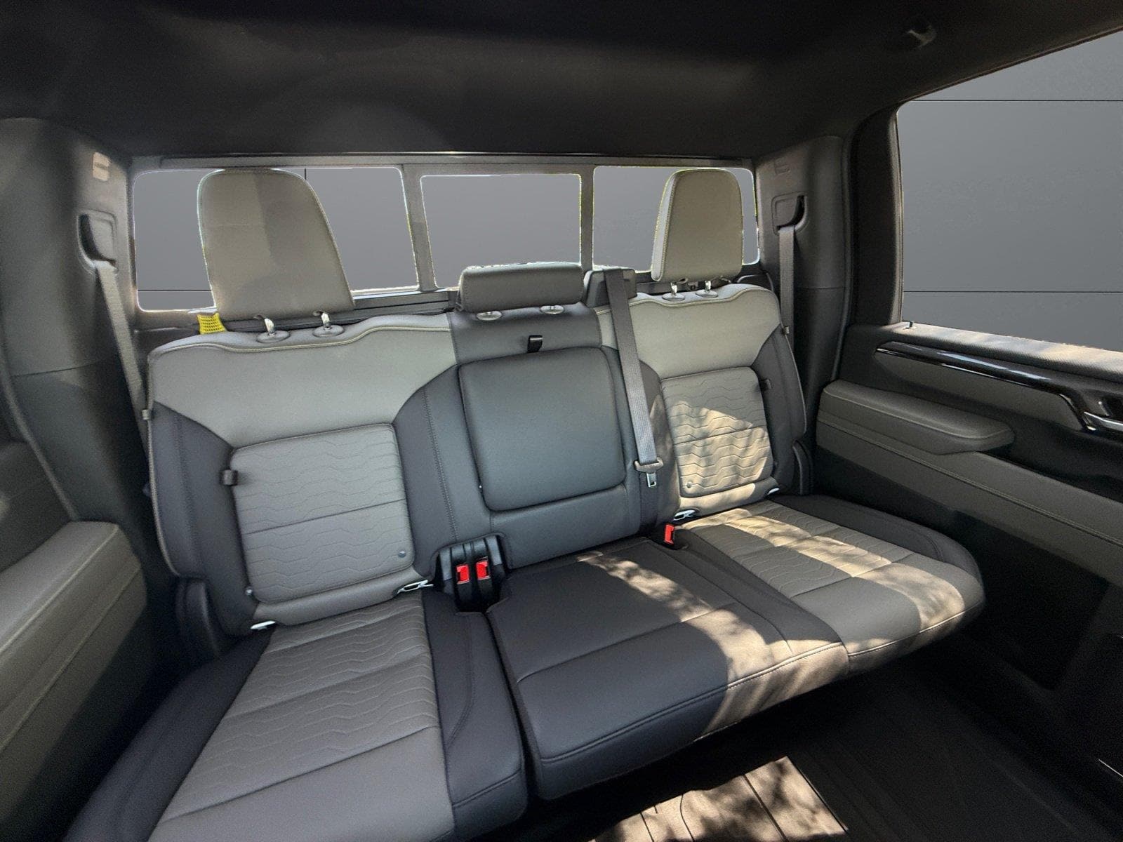 2026 Chevrolet Silverado 2500 HD ZR2 - Photo 18