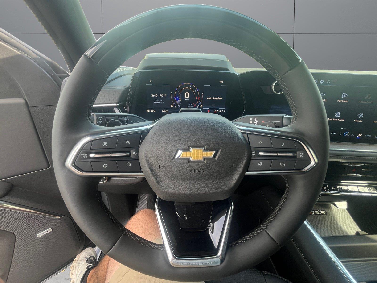 2026 Chevrolet Suburban High Country - Photo 11