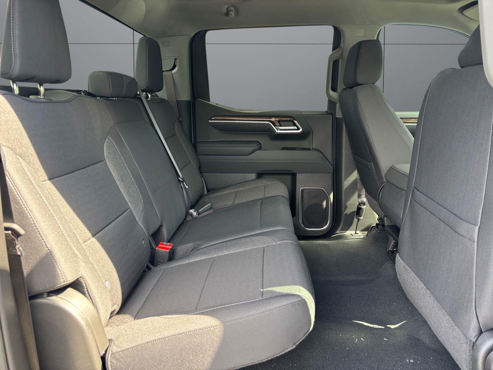 2026 Chevrolet Silverado 1500 LT - Photo 18