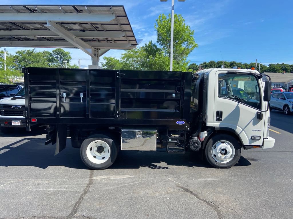 2024 Chevrolet Silverado 4500HD Work Truck photo 3