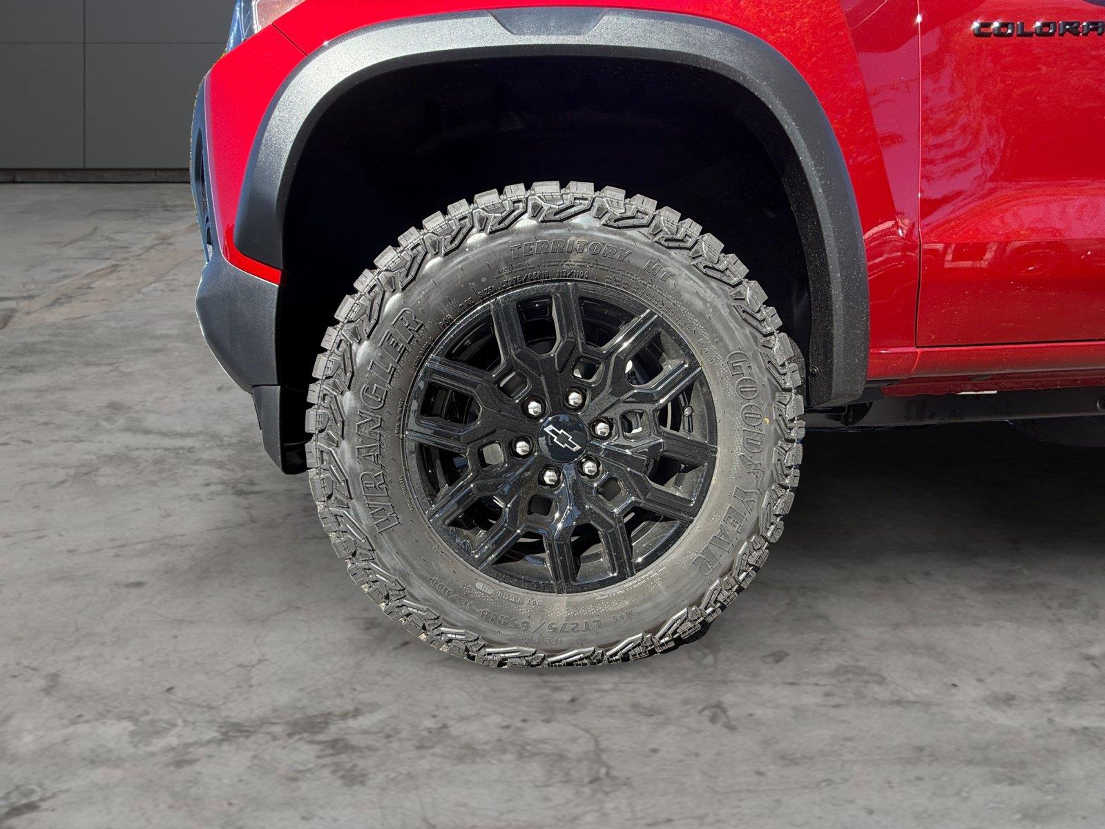 2026 Chevrolet Colorado Trail Boss - Photo 9