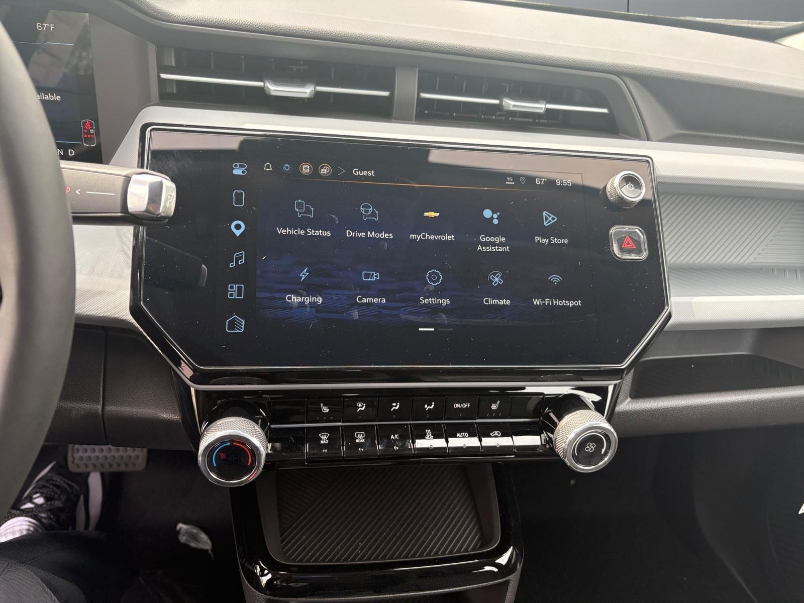 2027 Chevrolet Bolt LT - Photo 21
